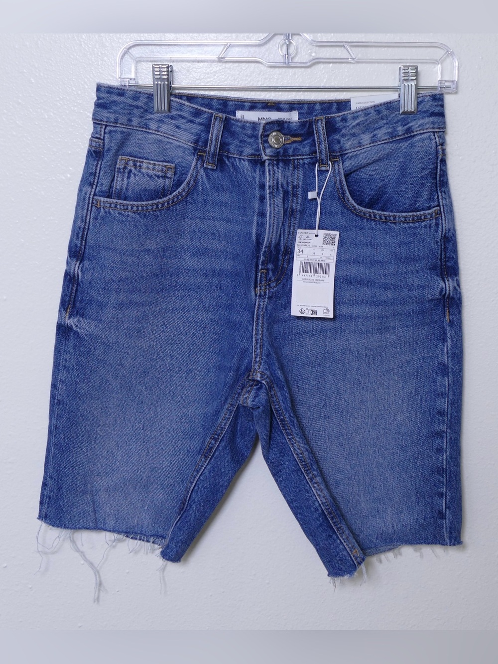 MNG Mango Denim Bermuda Shorts NWT Size 2 Blue Raw Hem High Rise Women’s
